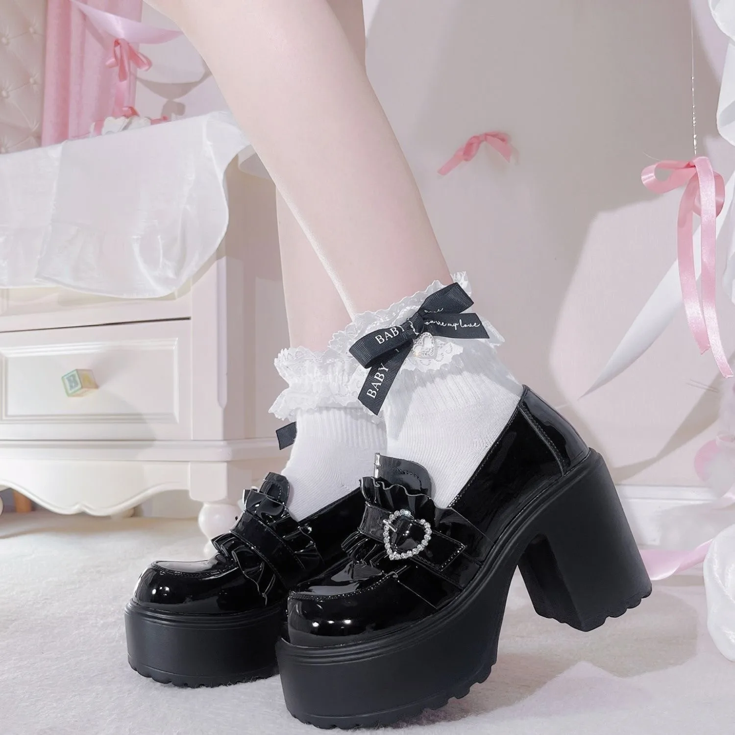 Women'S Fashion Trends 2025 - Dikke Bodem Mary Jane Kleine Lederen