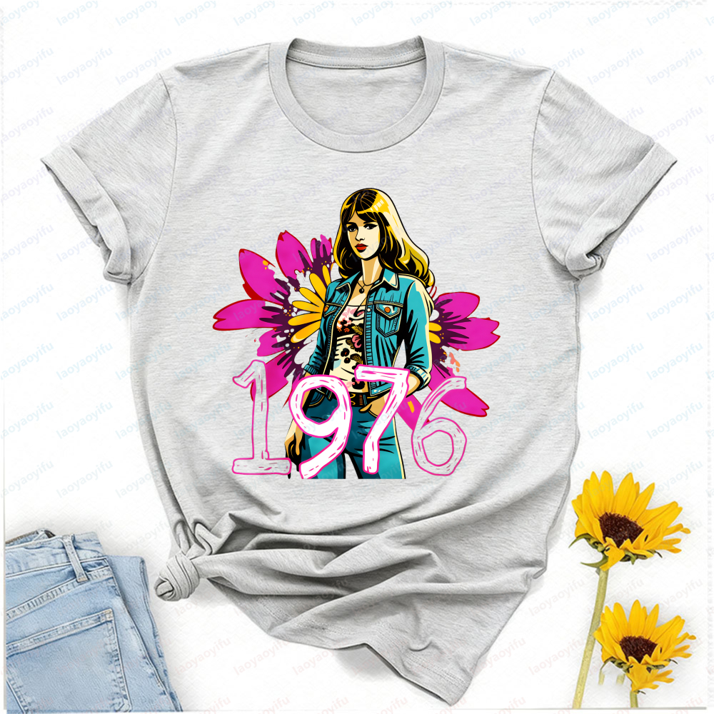 1976 Retro Groovy Girl T-shirt - Women'S Fashion Of The 70S recensie en prijs