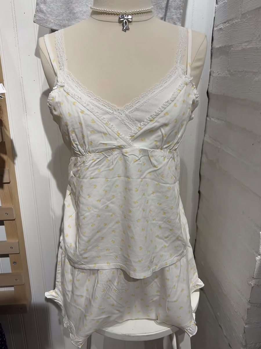 Lieflijk eendjes-setje voor da - Lace Trim Cami recensie en prijs