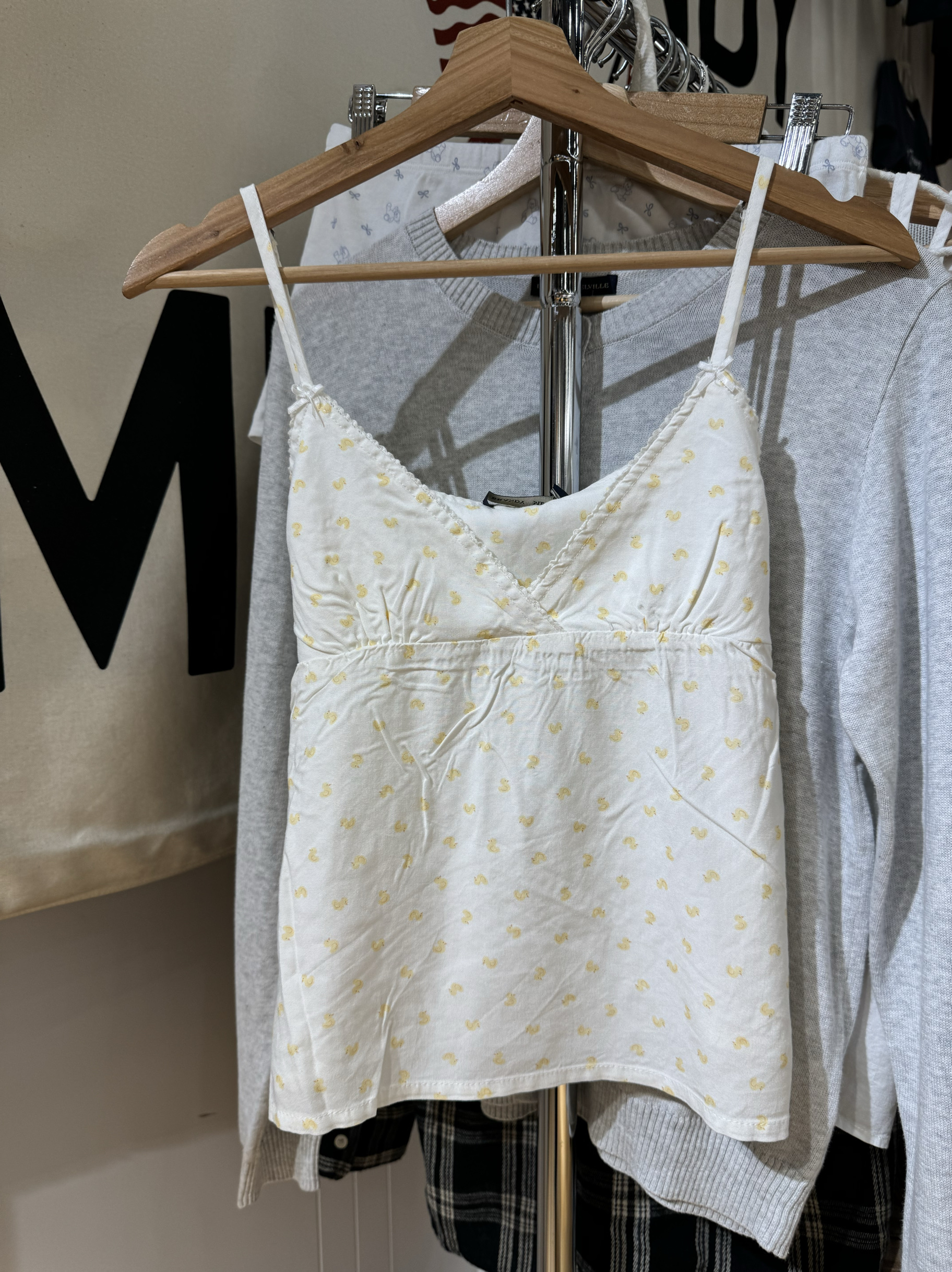 Lieflijk eendjes-setje voor da - Lace Trim Cami recensie en prijs