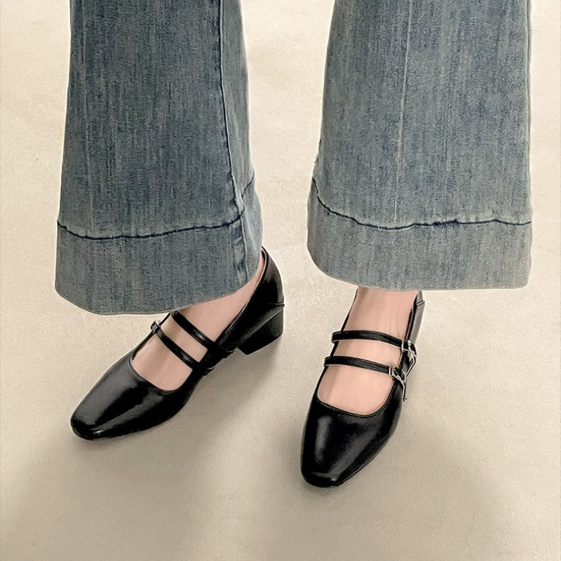 Vierkante neus lage hak dames  - Women Fashion Store recensie en prijs