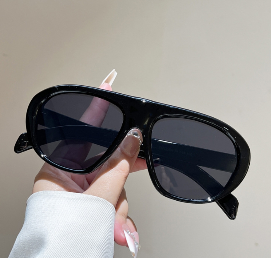 Nieuwe oversized pilot zonnebr - Women'S Fashion Eyewear recensie en prijs